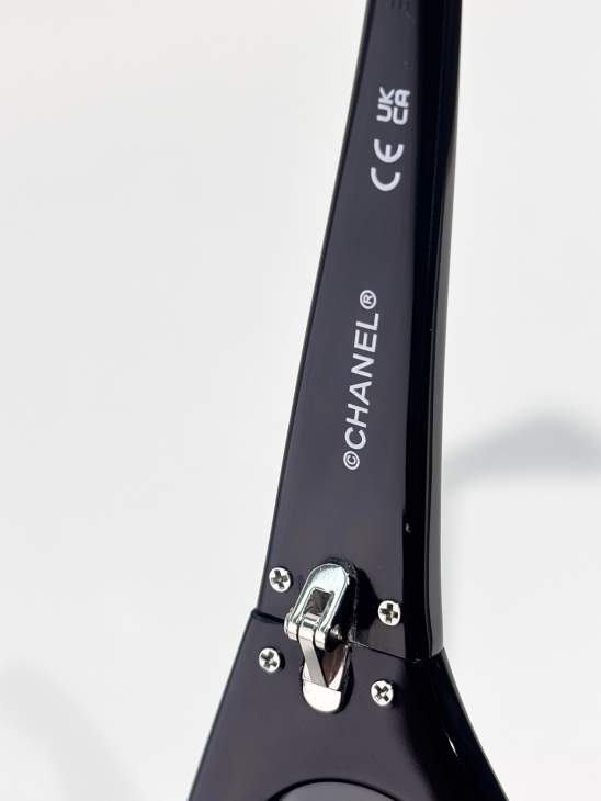 Picture of Chanel Sunglasses _SKUfw77366916fw